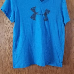 Women's Under Armour tshirt